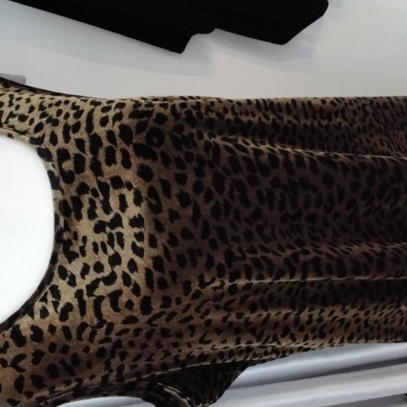 Vintage 3 pce Animal Print Skirt Set with Black Jacket - Picture 5 of 9